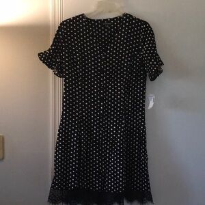 New with tags, medium petite button-down V-neck short sleeve dress